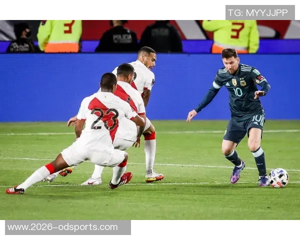 安布称赞劳塔罗为国米形象代言人展现球队拼搏精神的典范