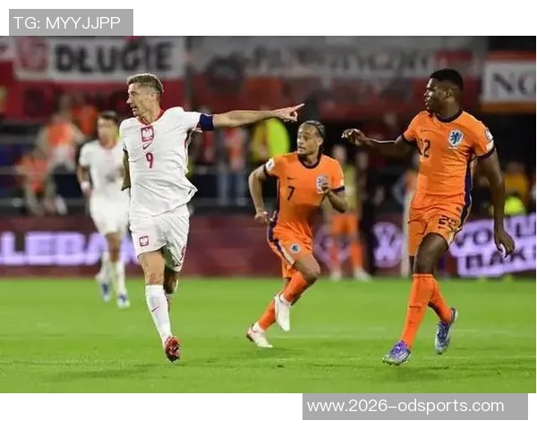 弗里克巧妙应对前锋选择难题费兰与莱万谁能赢得首发机会